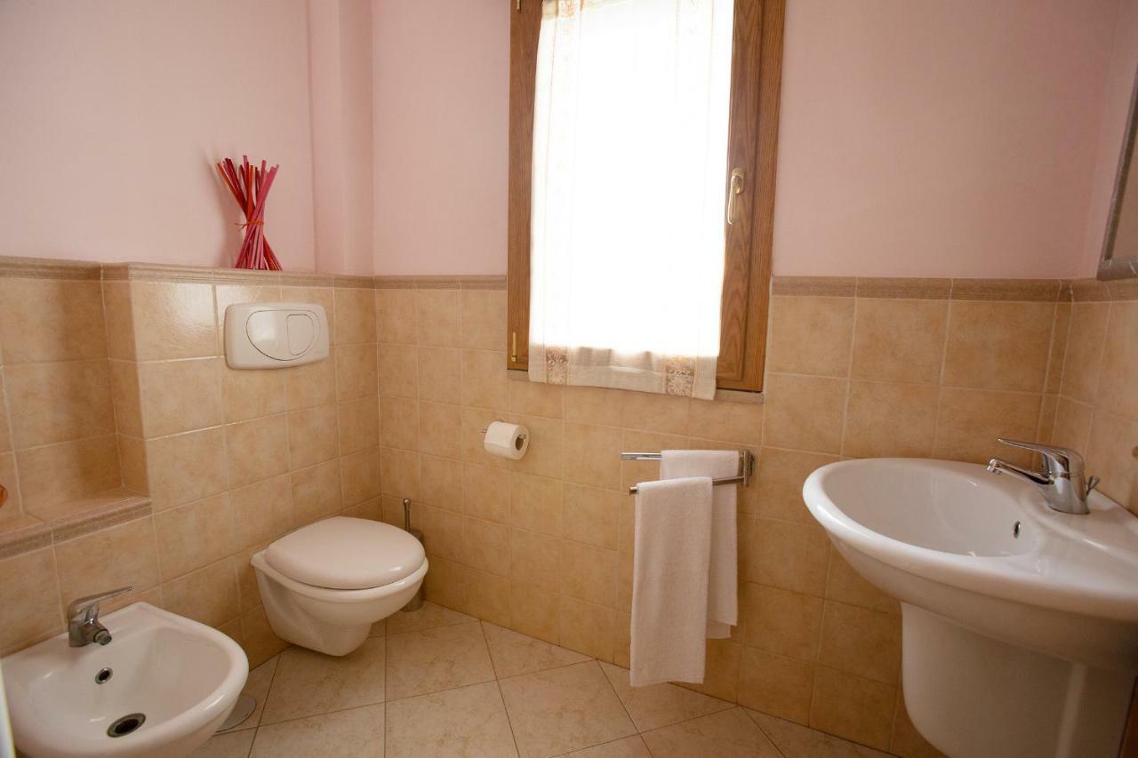 La Casa Del Gelso Fiorito Apartment Еболи Екстериор снимка