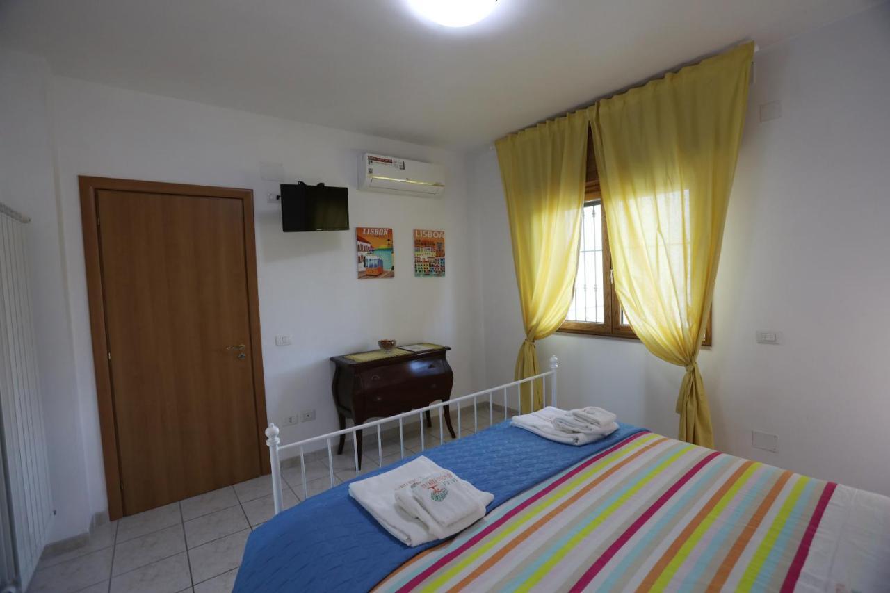 La Casa Del Gelso Fiorito Apartment Еболи Екстериор снимка